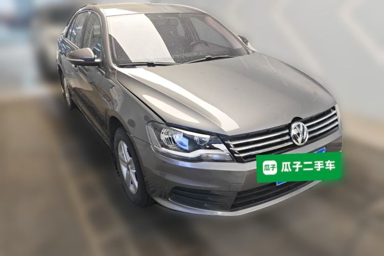 Used Volkswagen Bora 2014 1.6L Manual Fashion Edition Front Right 45 Deg