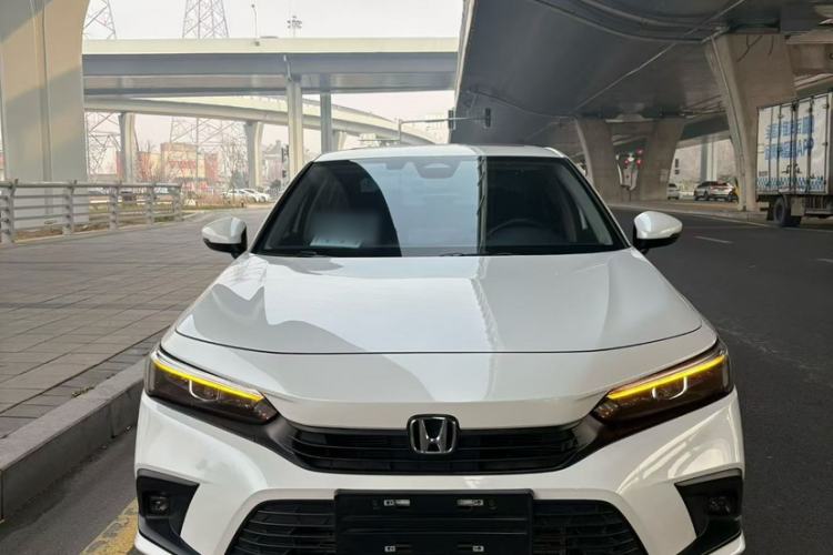 Used Honda Civic 2023 240TURBO CVT Dynamic Edition
