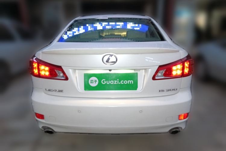 Used Lexus IS 2009 300
