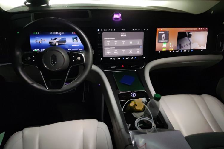 Used Hima AITO M9 2024 Range-Extended Ultra Version 52 kWh 6-Seater Model Center Console