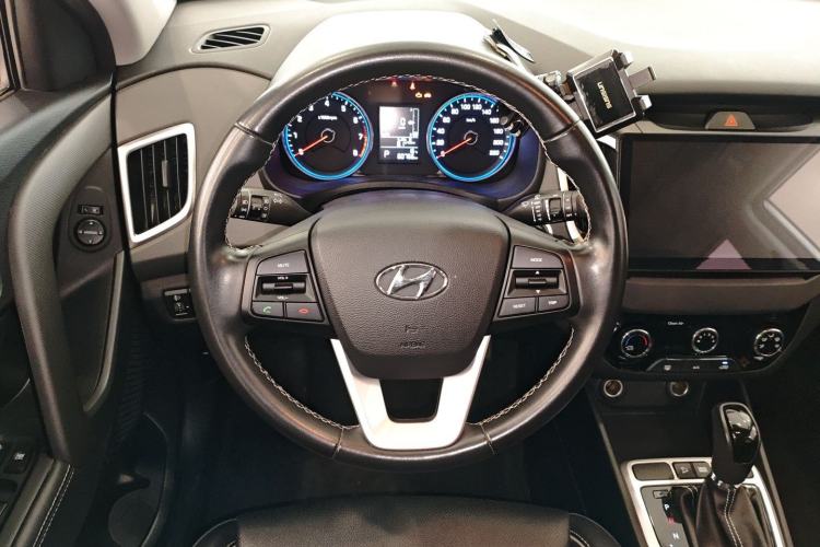 Used Hyundai ix25 2017 1.6L Automatic Smart Version Steering Wheel