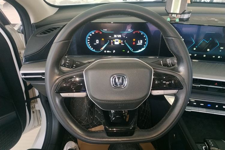 Used Changan Eado 2023 Changan Edition PLUS Blue Whale NE 1.4T GDI DCT Prestige Version