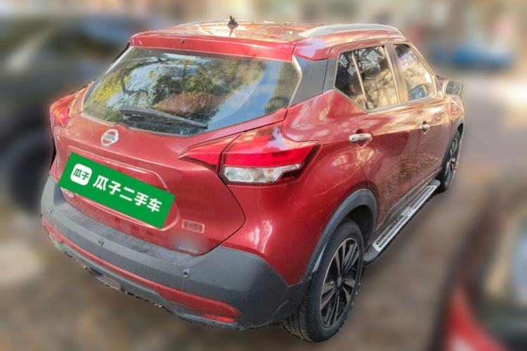 Used Nissan Kicks 2017 1.5L CVT Smart Drive Edition Rear Right 45 Deg