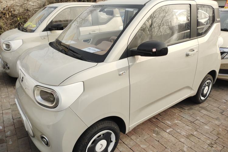 Used Wuling Hongguang MINIEV 2024 3rd Generation 215km Youth Edition
