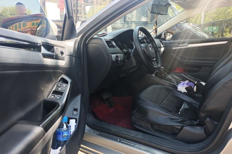 Used Volkswagen Sagitar 2018 280TSI DSG Ignite Edition Driver Seat