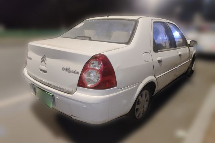 Used Citroen Elysee 2013 Sedan Classic 1.6L Manual Tech Edition
