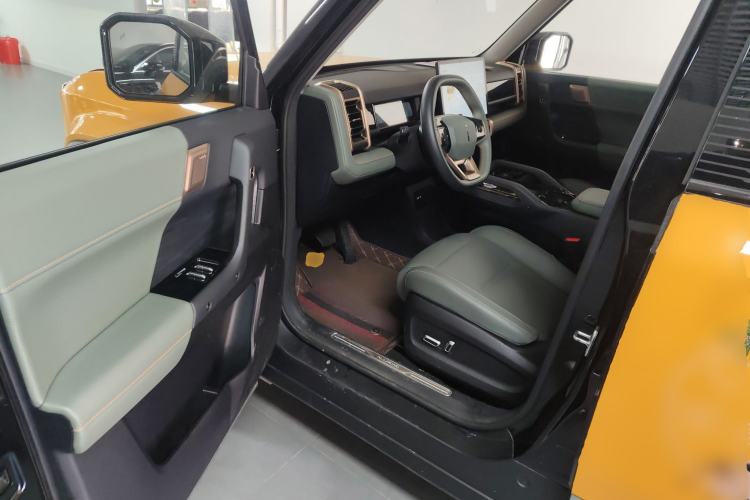 Used iCAR 03 2024 501km Four-wheel Drive Long-Range Advanced Version