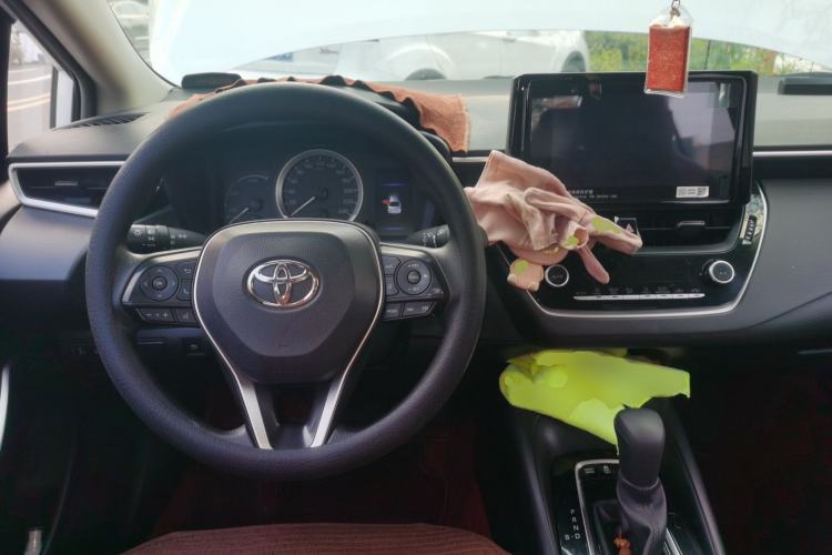 Used Toyota Corolla 2022 Dual-Motor 1.8L E-CVT Pioneer Edition
