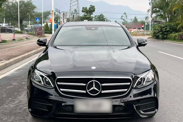 Used Mercedes-Benz E-Class 2017 E 300 Sport Edition Exterior 9