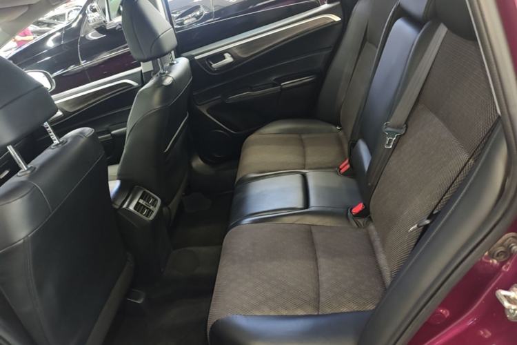 Used Honda Jade 2017 1.8L automatic Comfort version 5 seats