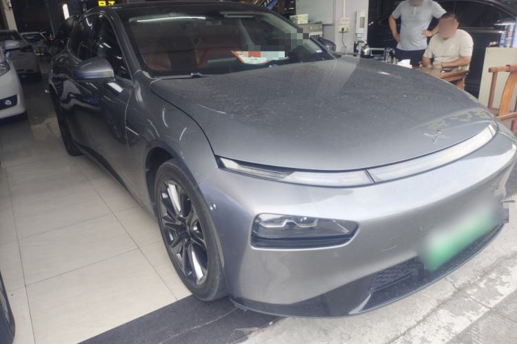 Used XPeng P7 2022 670N+ Front Right 45 Deg