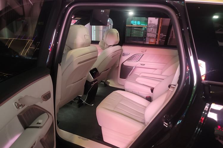 Used ONVO Luxeed L90 2025 Model—Max Six-Seater Version