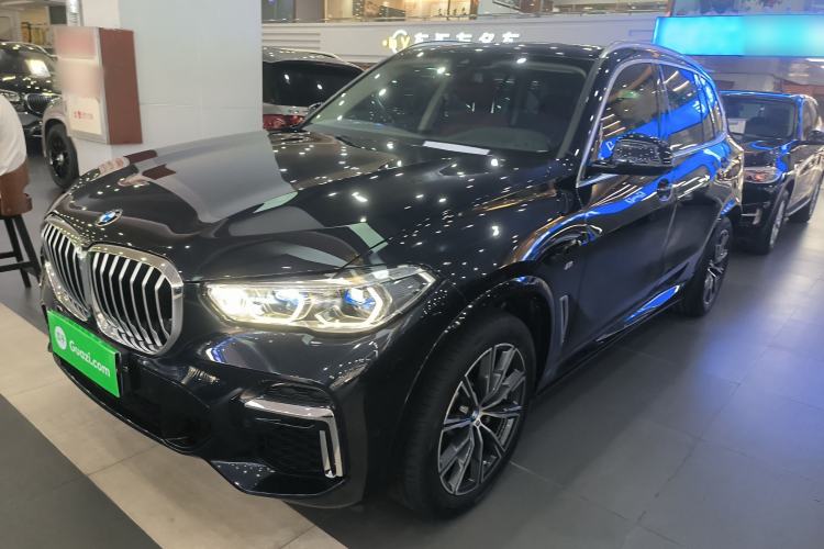 Used BMW X5 2022 Restyled xDrive 30Li Luxury Version M Sport Package