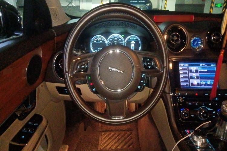 Used Jaguar XJ 2013 XJL 2.0T Elegance Business Edition
