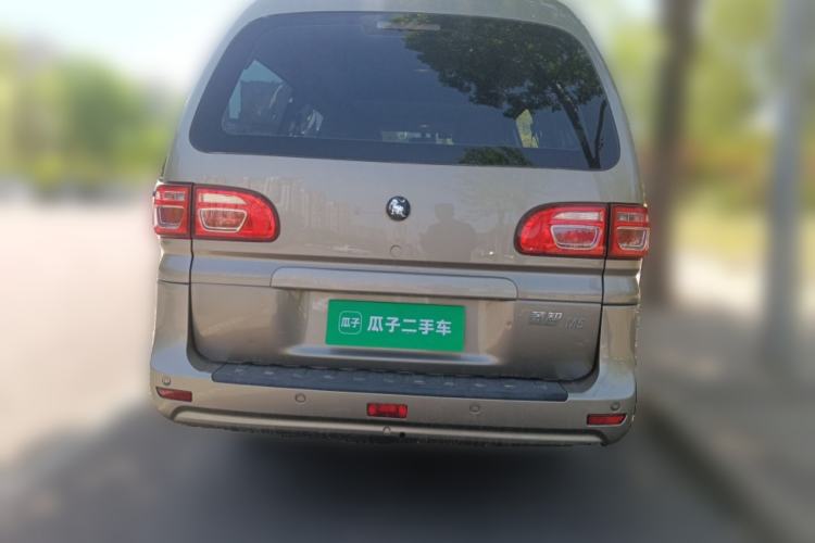 Used FORTHING Lingzhi 2023 M5L 1.6L Base Model 5 Seats
