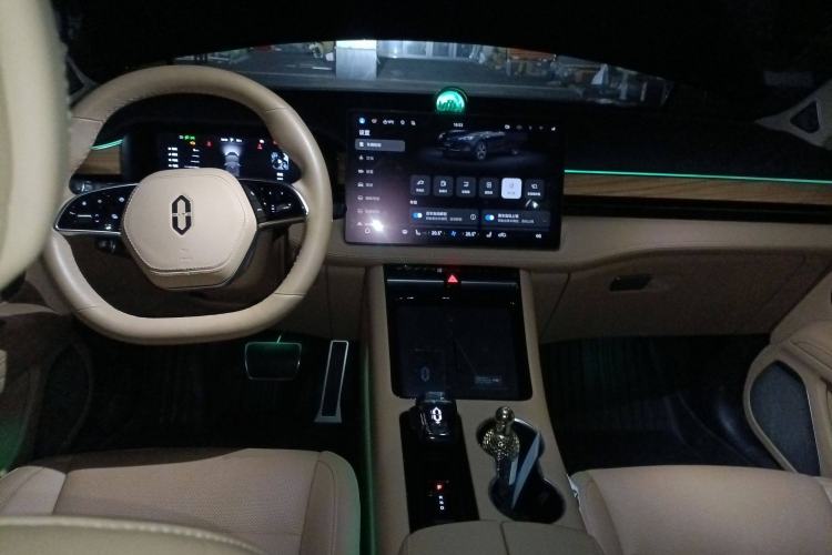 Used Hima AITO M5 2024 Extended-Range Max Rear-Wheel Drive Advanced Intelligent Driving Version
