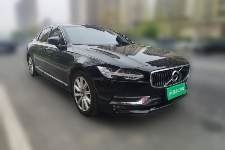 Used Volvo S90 2020 T5 Zhiyuan Luxury Edition Front Right 45 Deg