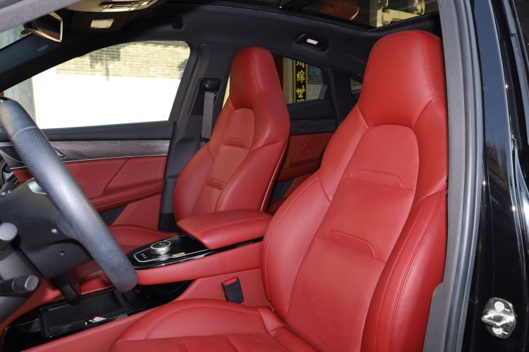 Used SERES SF5 2021 Four-Wheel Drive Freedom Expedition Edition
