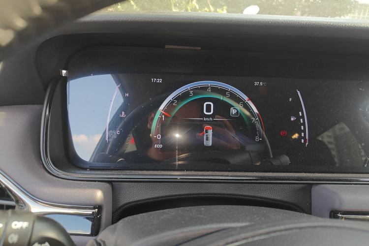 Used GAC Trumpchi M6 2024 MAX 270T WDCT Luxury Edition
