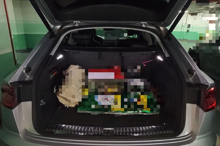 Used Audi Q8 2019 45 TFSI Luxury Prestige Edition Trunk