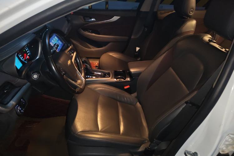 Used Chevrolet Malibu 2017 1.5T Automatic Luxury Edition Left Front Seat