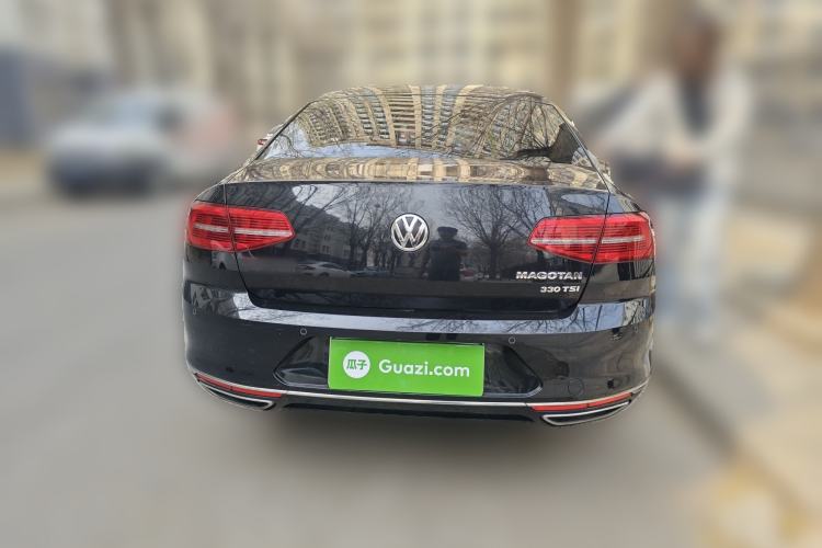 Used Volkswagen Magotan 2017 330TSI DSG Luxury Model Rear