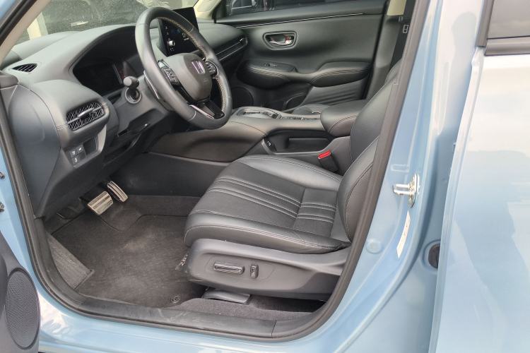 Used Honda ZR-V 2023 2.0L eHEV Sharp - Deluxe Edition Left Front Seat