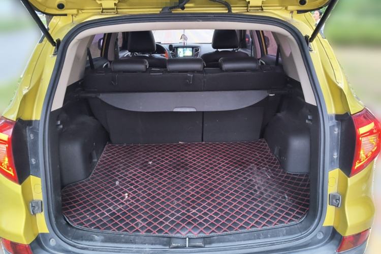 Used BYD Song 2016 GaiShi Edition 1.5TID Automatic Elite Model
