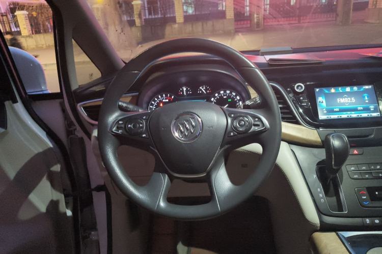 Used Buick GL8 2017 ES 28T Comfort Model China V Standard
