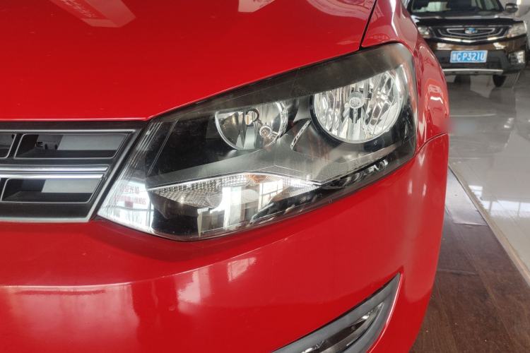 Used Volkswagen Polo 2013 1.4L Automatic Comfort Edition
