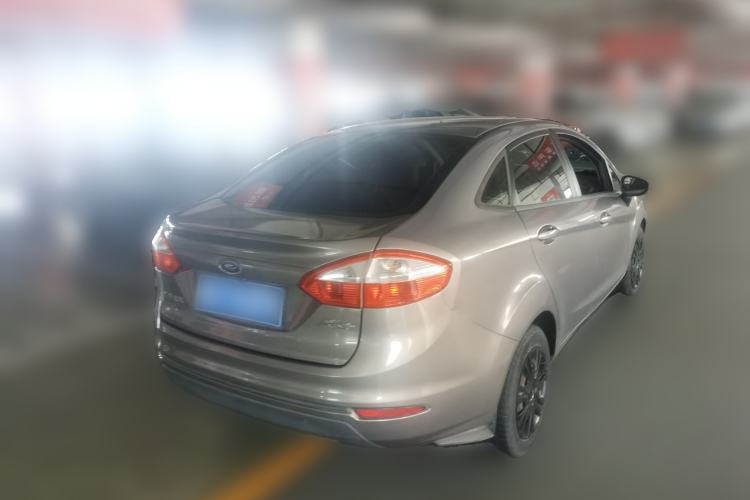 Used Ford Fiesta 2013 Sedan 1.5L Manual Fashion Edition Rear Right 45 Deg