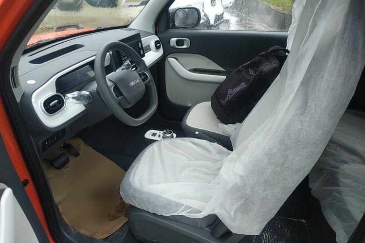 Used Geely Galaxy Panda 2025 210km Panda Rider Left Front Seat