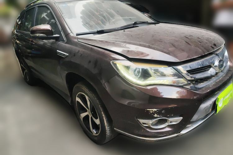 Used BYD S7 2015 2.0T Automatic Prestige Model Front Right 45 Deg