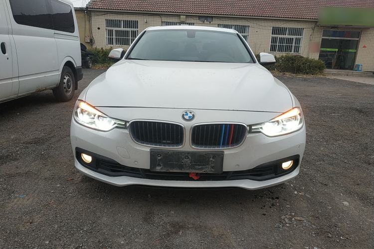 Used BMW 3 Series 2016 316i Fashion Model

