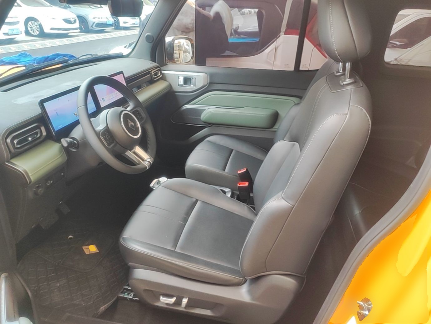 Interior delantero