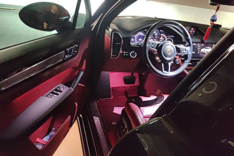 Used Porsche Cayenne 2023 Cayenne Coupé 3.0T Platinum Edition