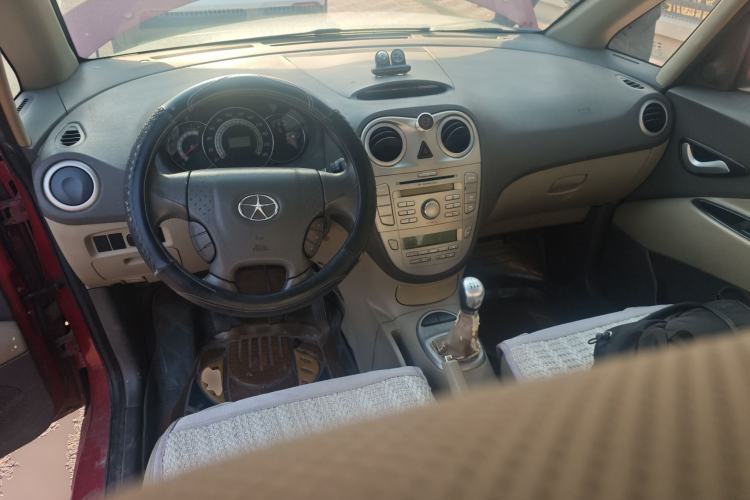 Used JAC Group Refine M2 2011 1.8L MT Zunyi Model 5-Seater
