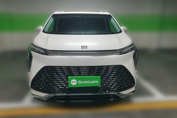 Used Buick Century 2023 2.0T Seven-Seater Yinshi Edition Front