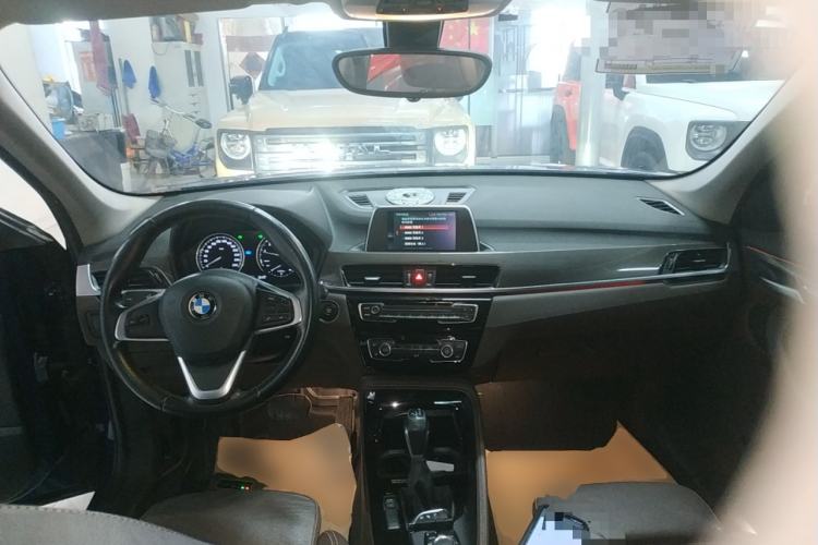 Used BMW X1 2018 sDrive18Li Luxury Model Center Console