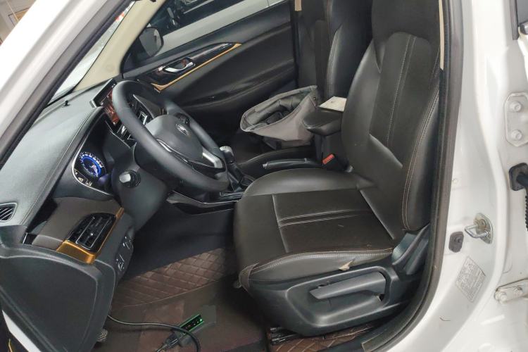 Used CHANGAN Eado DT 2018 1.6L Manual Smart Enjoyment Model
