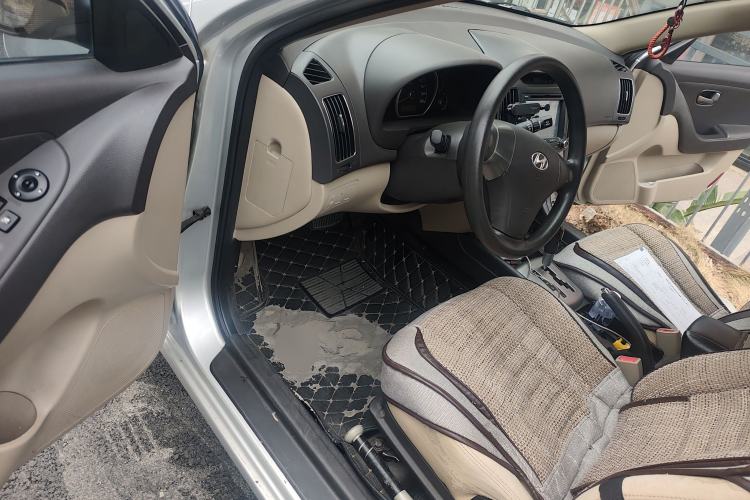 Used Hyundai Celesta 2011 1.6L Automatic Comfort Edition
