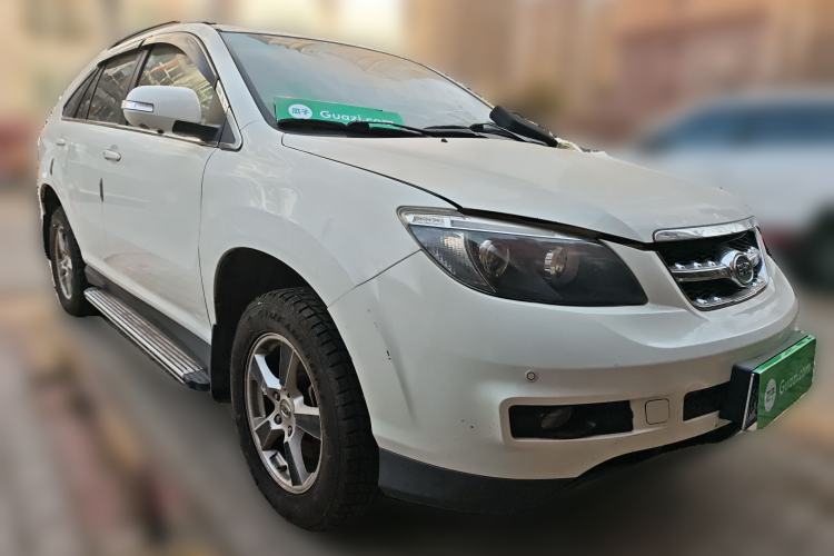 Used BYD S6 2014 2.0L Manual Luxury 5-Seater Front Right 45 Deg