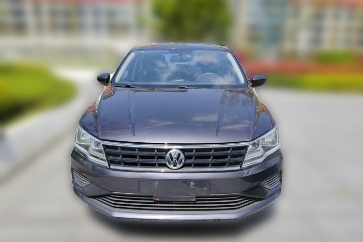 Used Volkswagen Jetta 2017 1.4L Manual Fashion Edition
