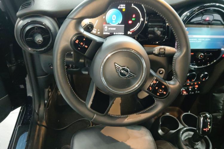 Used MINI 2023 Second Facelift 2.0T COOPER S CABRIO Artist
