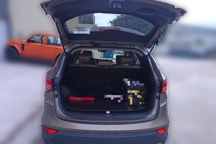 Used Hyundai Santa Fe 2015 2.0T Automatic All-Wheel Drive Smart Version 5 Seats Trunk