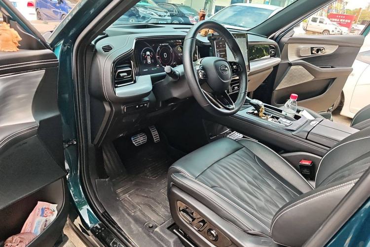 Used GAC Trumpchi GS8 2022 Double-Energy Series 2.0TM Four-Wheel Drive Premium Edition (7 Seats)