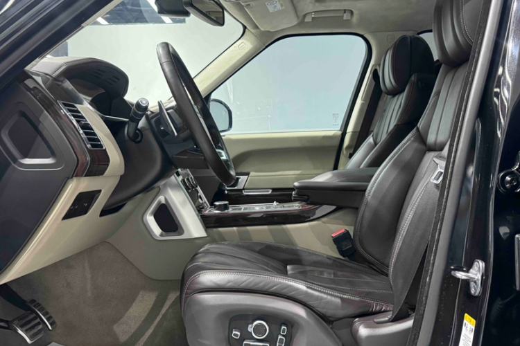 Used Land Rover Range 2016 5.0 SC V8 AB Prestige Extended Version Interior 6