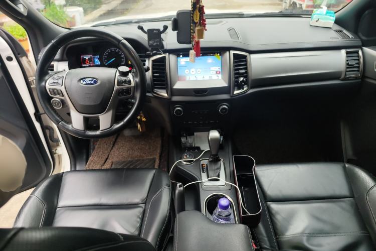 Used Ford Everest 2017 2.0T Gasoline Automatic 4x4 Luxury Edition 7 Seats