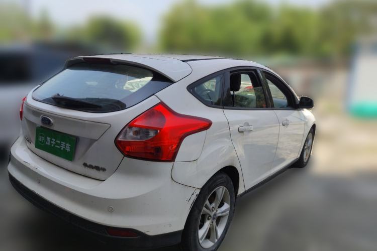 Used Ford Focus 2012 Hatchback 1.6L Automatic Fashion Edition
