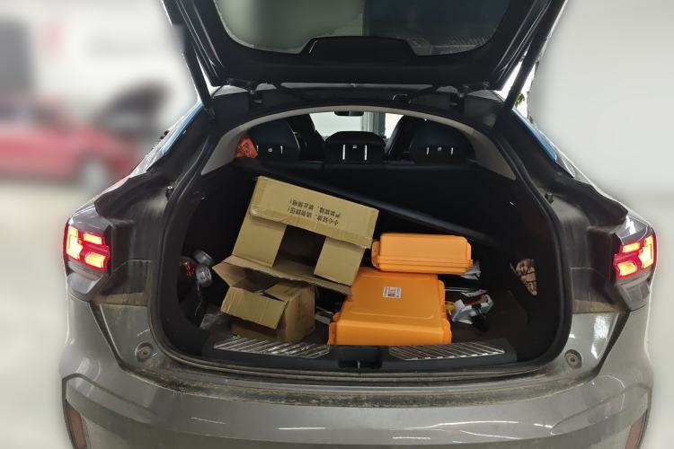 Used Lynk & Co 05 2020 2.0TD Two-Wheel Drive Shine Halo Trunk